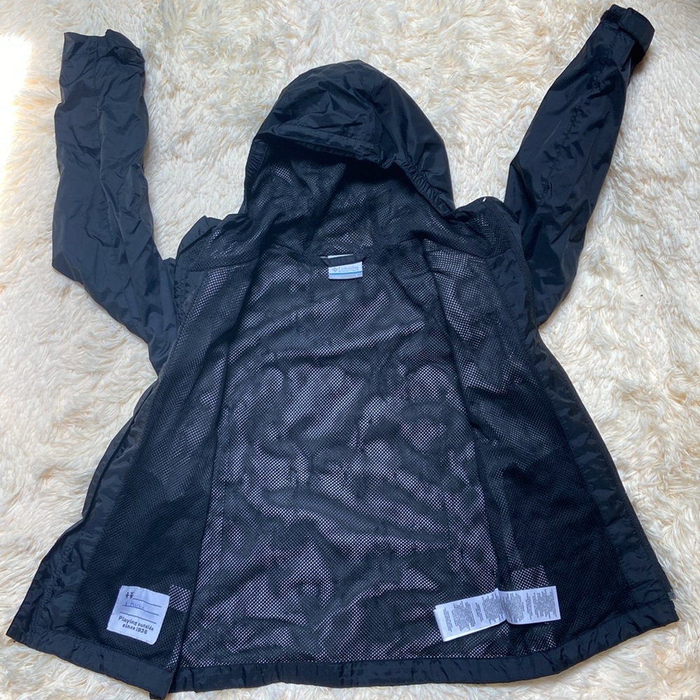 Columbia Lightweight waterproof‎ jacket - Picture 3 of 5